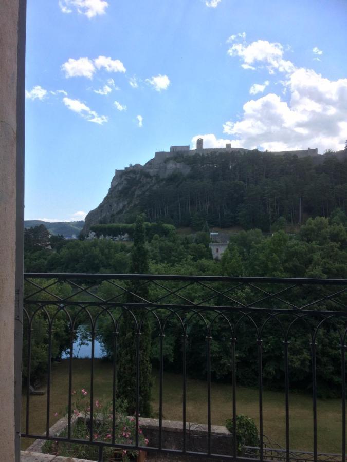Chateau De La Cazette Bed & Breakfast